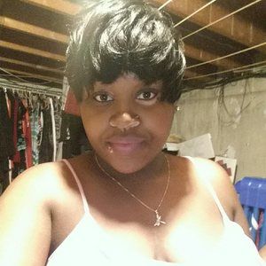 Meet your Posher, Ebony