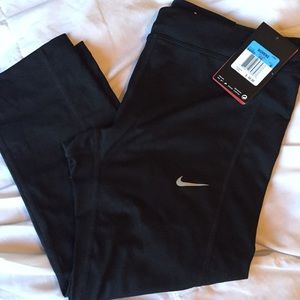 (New) Nike cropped leggings