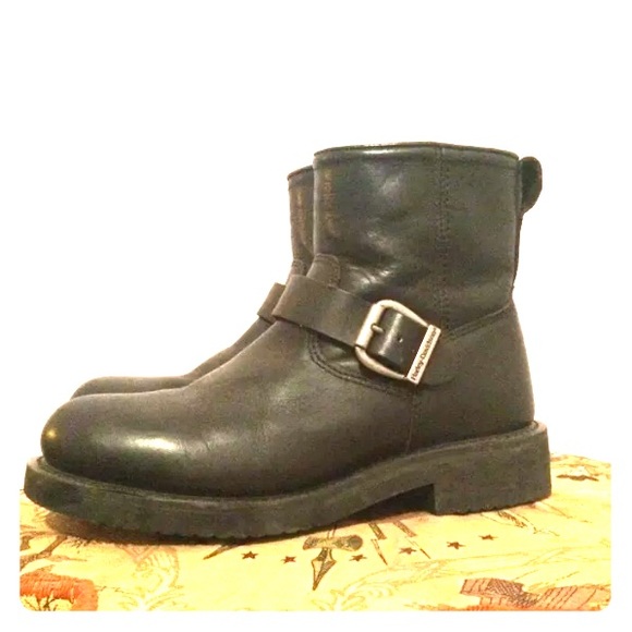 Harley Davidson Shoes - Like new Harley Davidson black motorcycle boots.