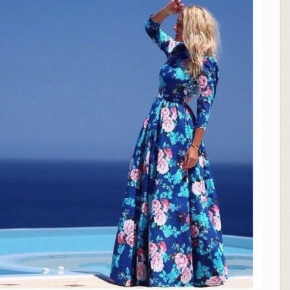 I I Dresses & Skirts - MAXI CHIFFON vintage style 007