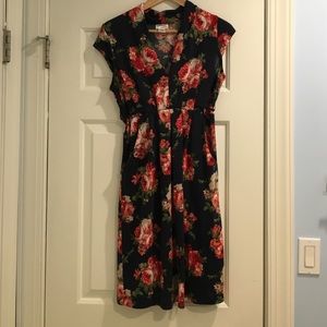Floral maternity dress