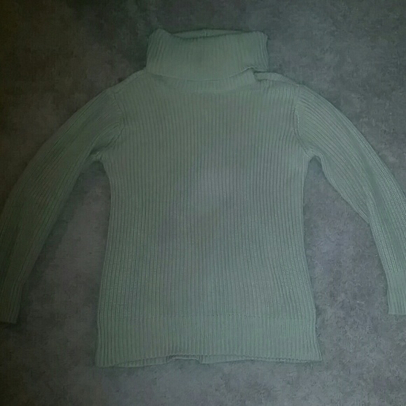 Abercrombie and fitch turtle neck