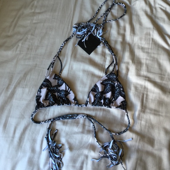 acacia swimwear Other - ✖️SOLD✖️Acacia Locals top in Black Elephant