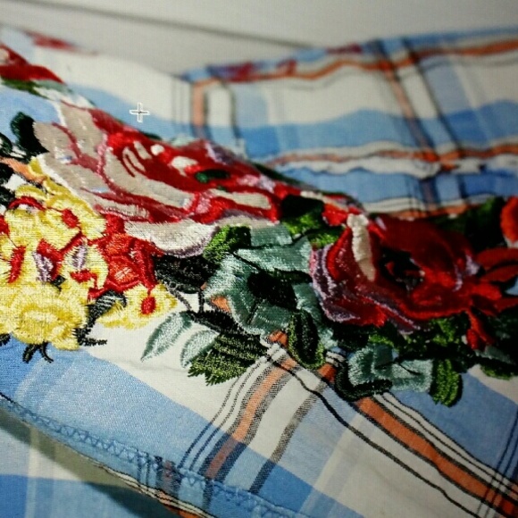 Top - Picture 3 of 4