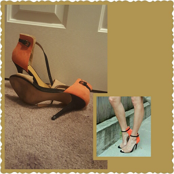 SOLD**FLASH SALE Pre loved Zara color block  heels