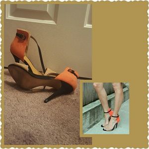 SOLD**FLASH SALE Pre loved Zara color block  heels
