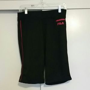 FILA WORK OUT SHORTS/NOT QUITE CAPRI