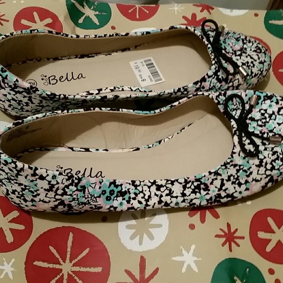 Flats - Picture 3 of 4