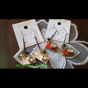 Camera earrings