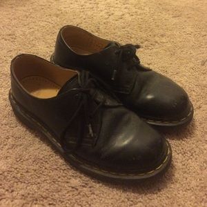 Classic low top Dr Martens lace up shoes