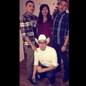 Meet your Posher, Jonathan