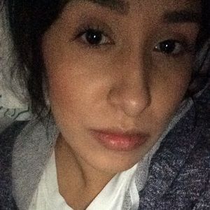 Meet your Posher, Jasmine