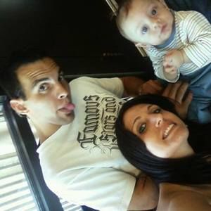 Meet your Posher, Tee