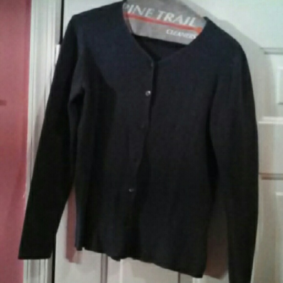 Cardigan sweater