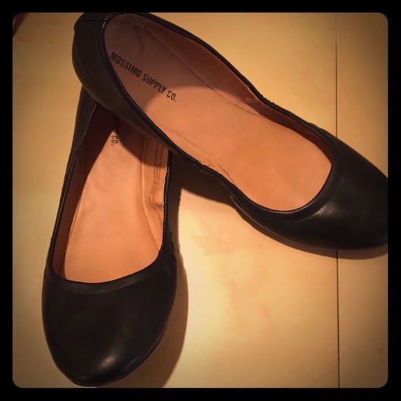 Classic black flats