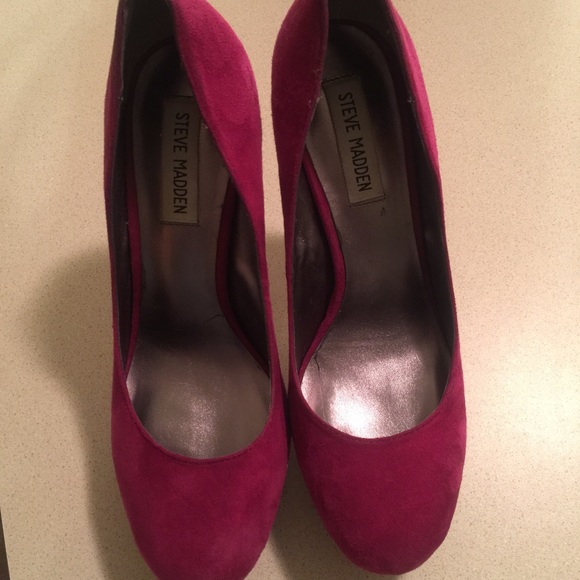 Round toe pump