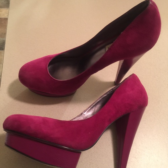 Round toe pump - Picture 2 of 2