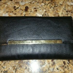 Steve Madden black wallet