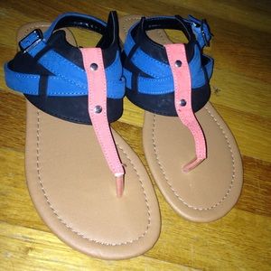 SALE‼️New cute sandals