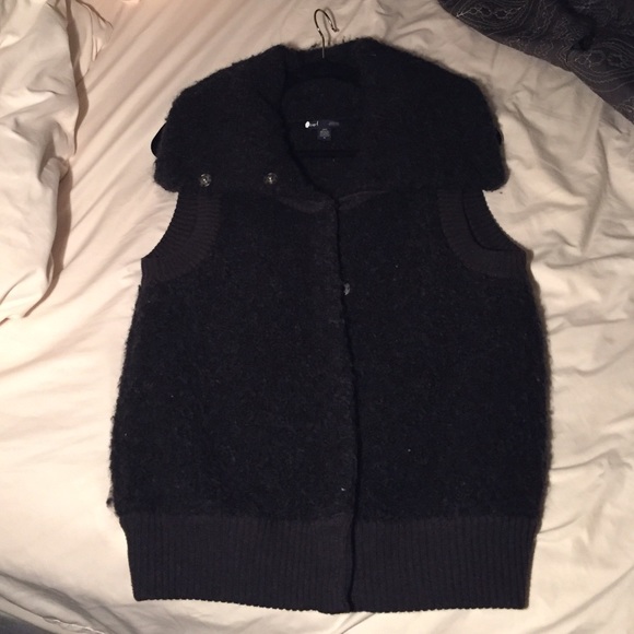 GAP alpaca wool oversized vest. - Picture 2 of 4
