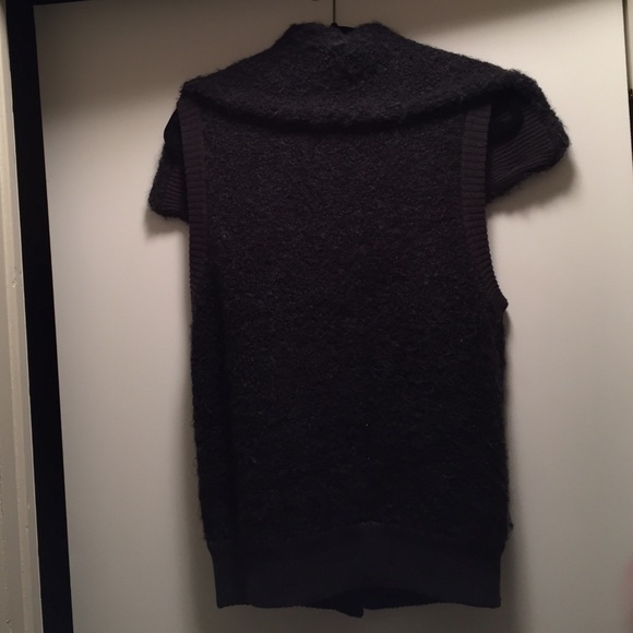 GAP alpaca wool oversized vest. - Picture 3 of 4