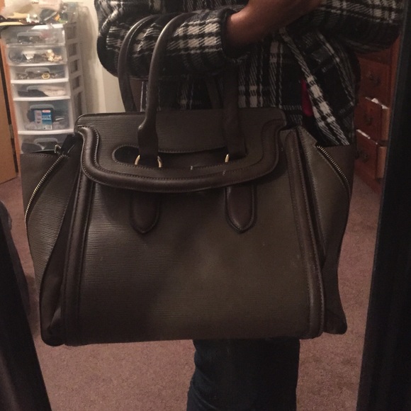 Beautiful olive bag