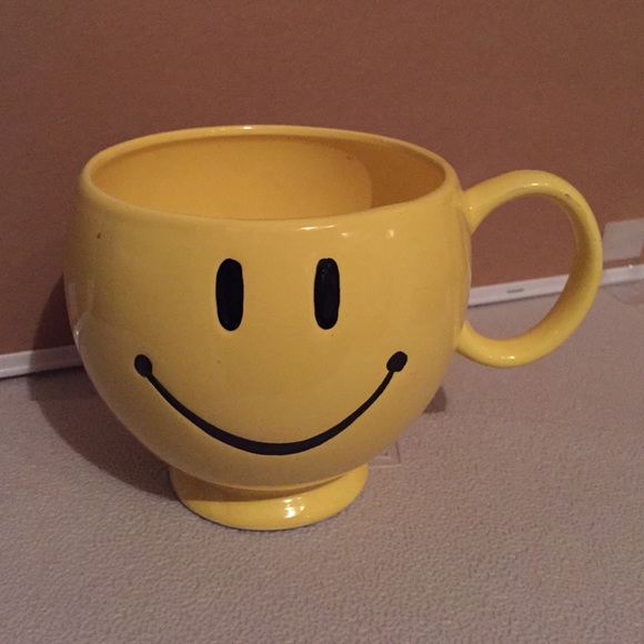Happy Face mug!!!😊😊😊😊😊😊😊