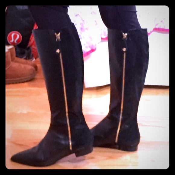 J Renee Blingiton black/black crackle suede boots!