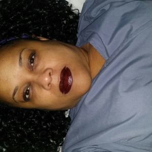 Meet your Posher, Yvette