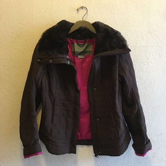 SOLD Nike winter Jacket size Medium - Picture 2 of 3