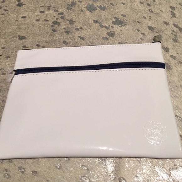 Orlane Cosmetic Case - Picture 1 of 2