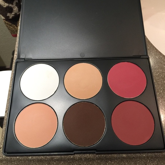 bh cosmetics Other - [bh cosmetics] contour and blush palette