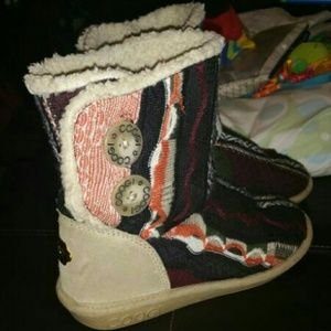 Coogi ugg boots