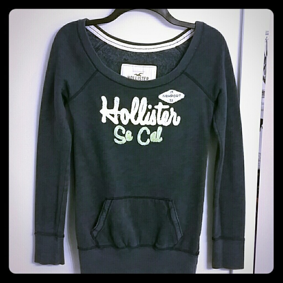 Hollister sweater