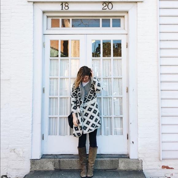 Meet your Posher, Tess - Picture 6 of 8