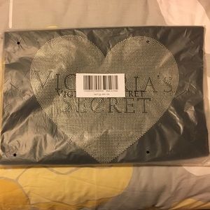 Victoria's Secret Holiday Tote. New.
