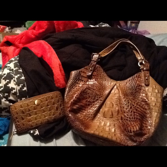 Authentic Brahmin purse with matching wallet