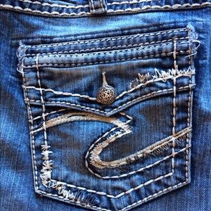 ***PRICE DROP*** Silver Aiko NEW