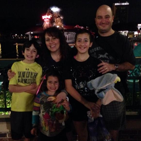 Meet your Posher, Lisa - Picture 1 of 1