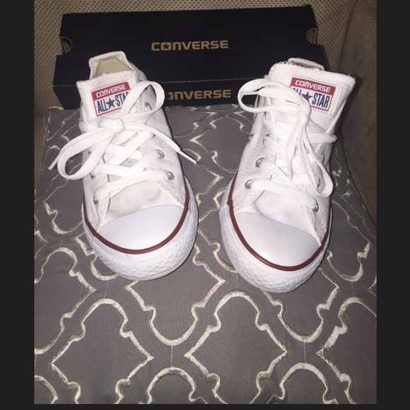 Low-top Converse Sneakers 👟