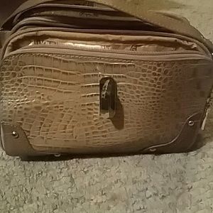 MC shoulder bag 1224 color Mink