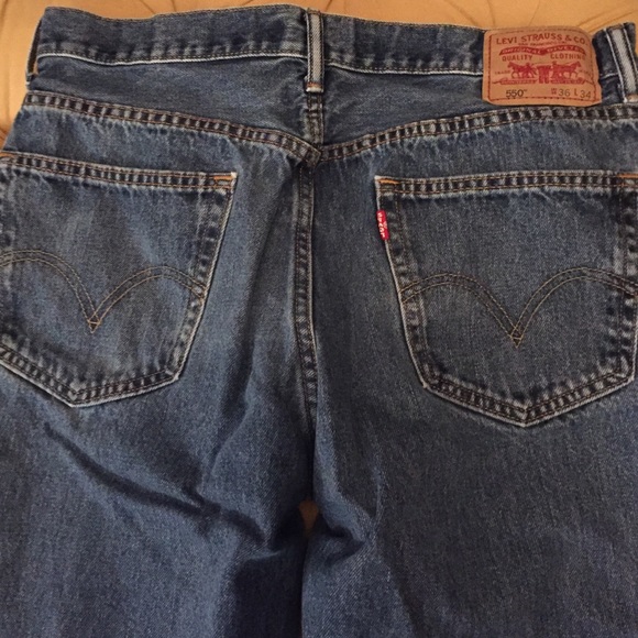 Men's Levi's 550 relaxed fit jeans. 36x34
