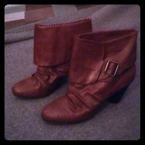 Brown boots