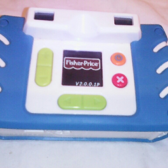 Fisher-Price Kid-tough Digital Camera - Picture 2 of 2
