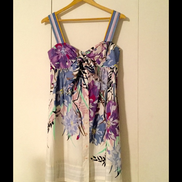 Wide strap, Pretty floral Dress - Picture 1 of 3