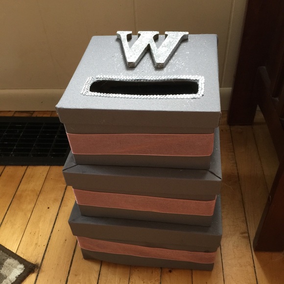 Card box for wedding.