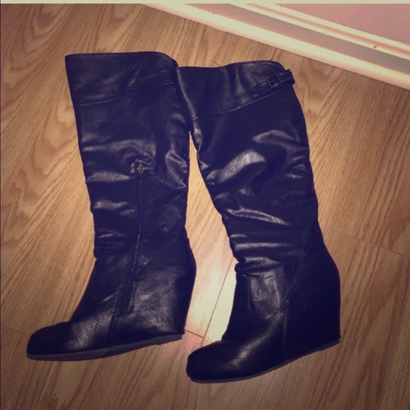 Black boots