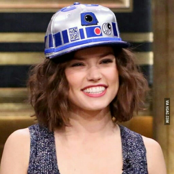 Meet your Posher, Ali - Picture 1 of 1