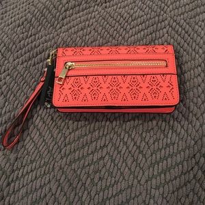 Coral wristlet