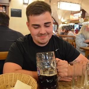 Meet your Posher, Ryan